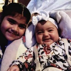 Meet your Posher, Ana